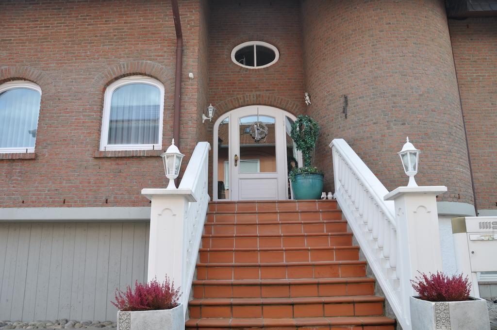 Gaestehaus Ullmannshof Kirchheim am Neckar Экстерьер фото